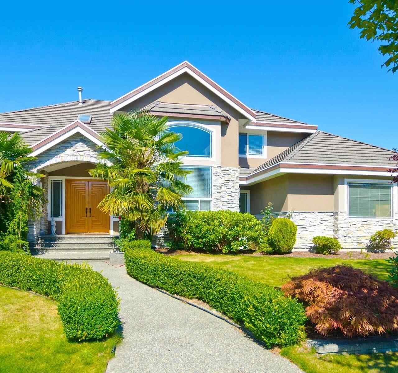 https://elliott-lawns.com/wp-content/uploads/2018/09/post_02-1280x1200.jpg