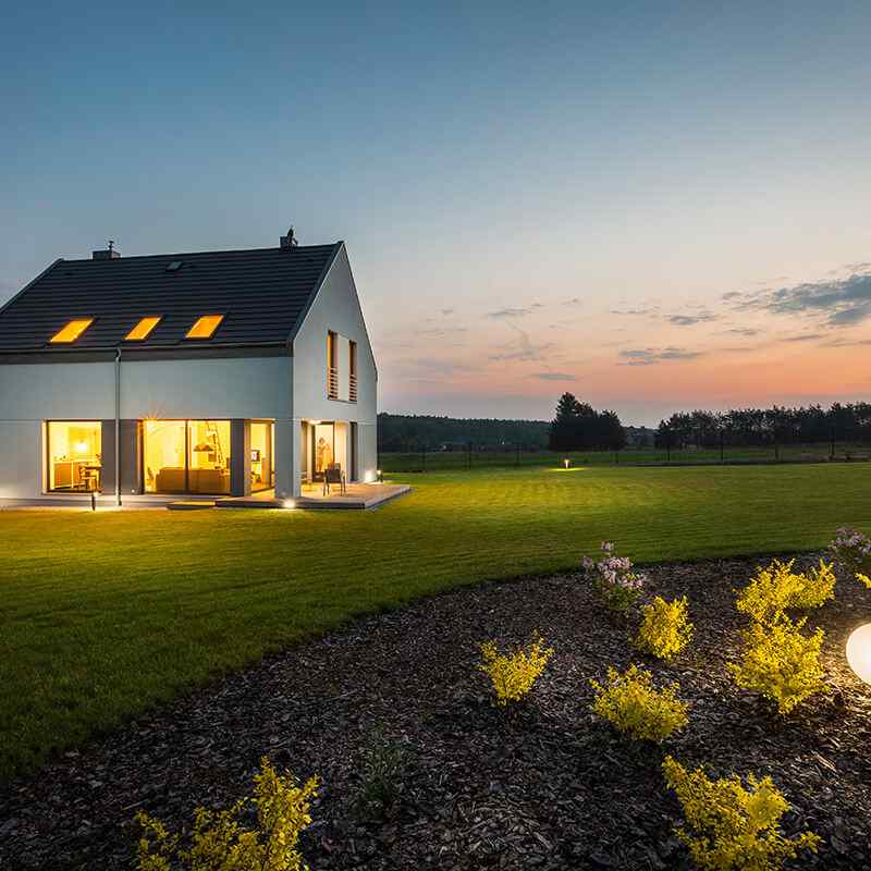 https://elliott-lawns.com/wp-content/uploads/2019/08/home_4_projects.jpg