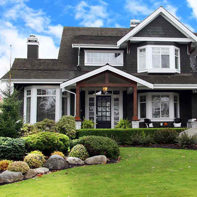 https://elliott-lawns.com/wp-content/uploads/2019/09/card_06.jpg