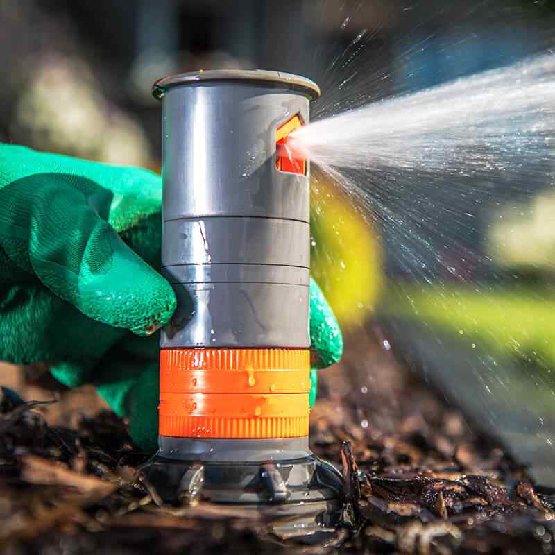 https://elliott-lawns.com/wp-content/uploads/2019/09/card_21.jpg
